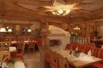   Pramstraller 4* (, )